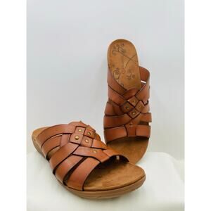 Baretraps Women's Slide Sandals With Woven Straps and Stud Detail - SZ 10